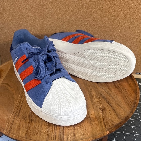 Adidas
Superstar xlg
NWOT - Picture 2 of 9